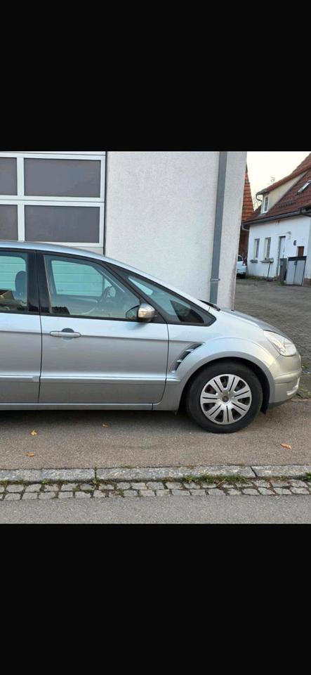 Ford C-Max 2008 — салон