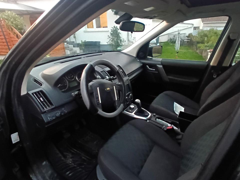 Land Rover Freelander 2008 — photo 10