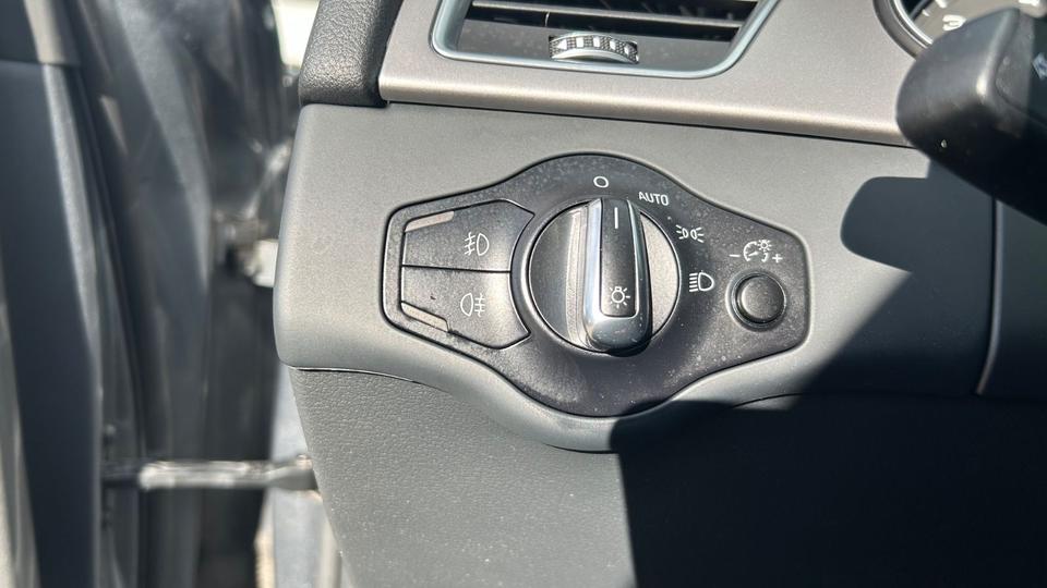 Audi A4 2013 — photo 12