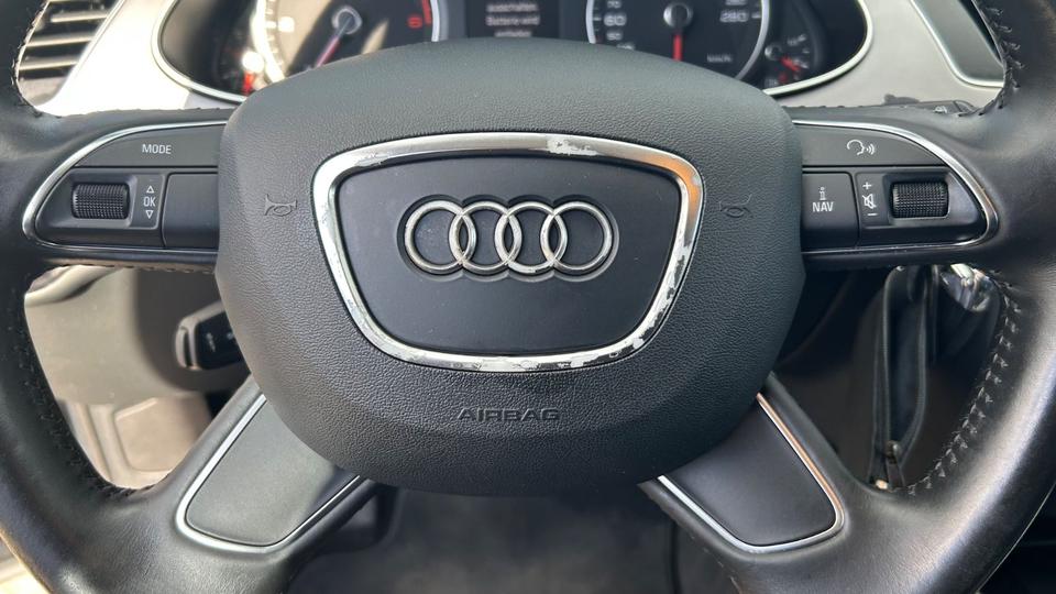 Audi A4 2013 — photo 13