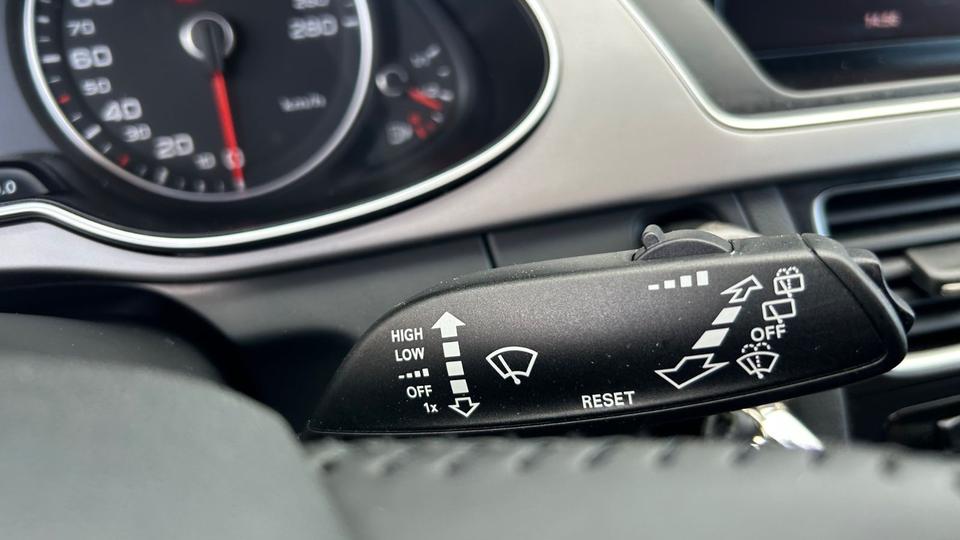 Audi A4 2013 — photo 16