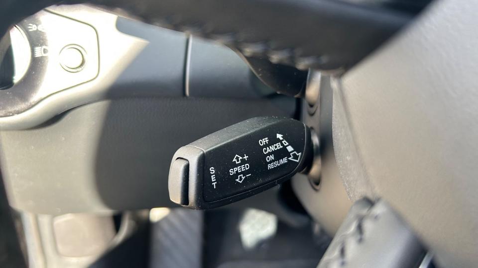 Audi A4 2013 — photo 17