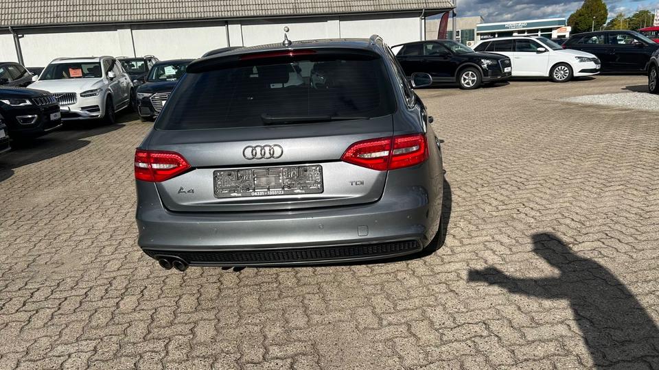 Audi A4 2013 — photo 5