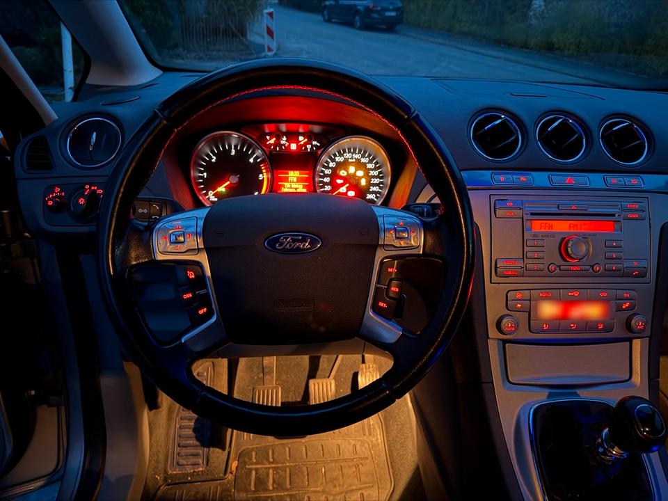Ford S-Max 2007 — photo 11