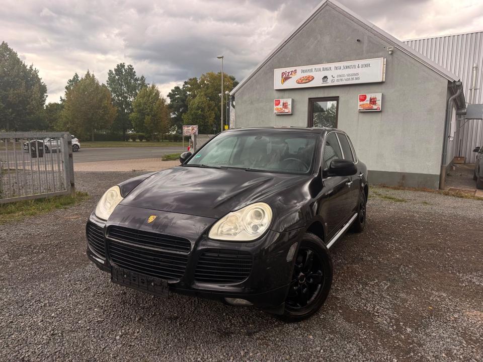 Porsche Cayenne 2004 — photo 11