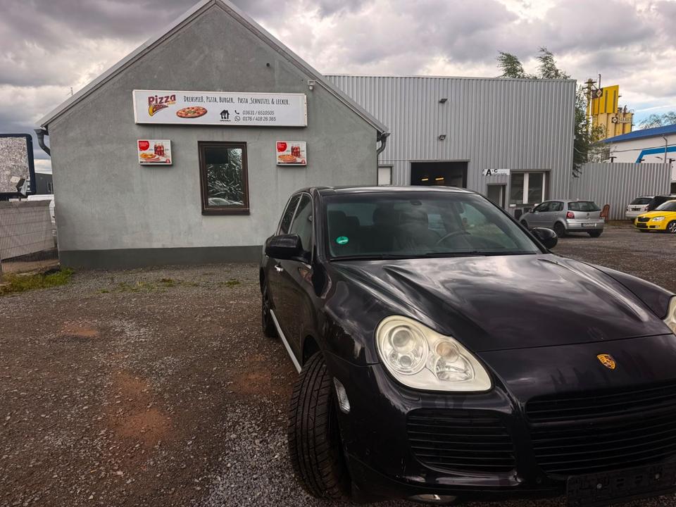 Porsche Cayenne 2004 — photo 12