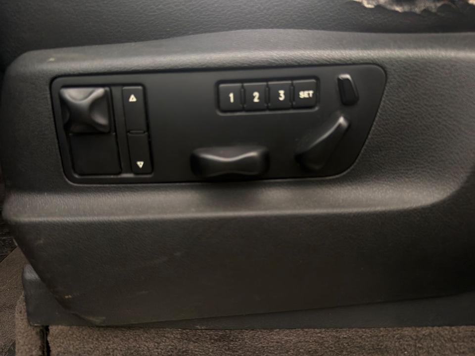 Porsche Cayenne 2004 — photo 9