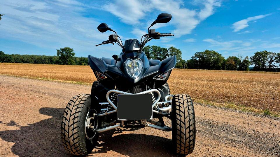 Kymco Maxxer 300 Quad – Mattschwarz – Nur 5.400 km – Top Zustand! 2011 — rear view