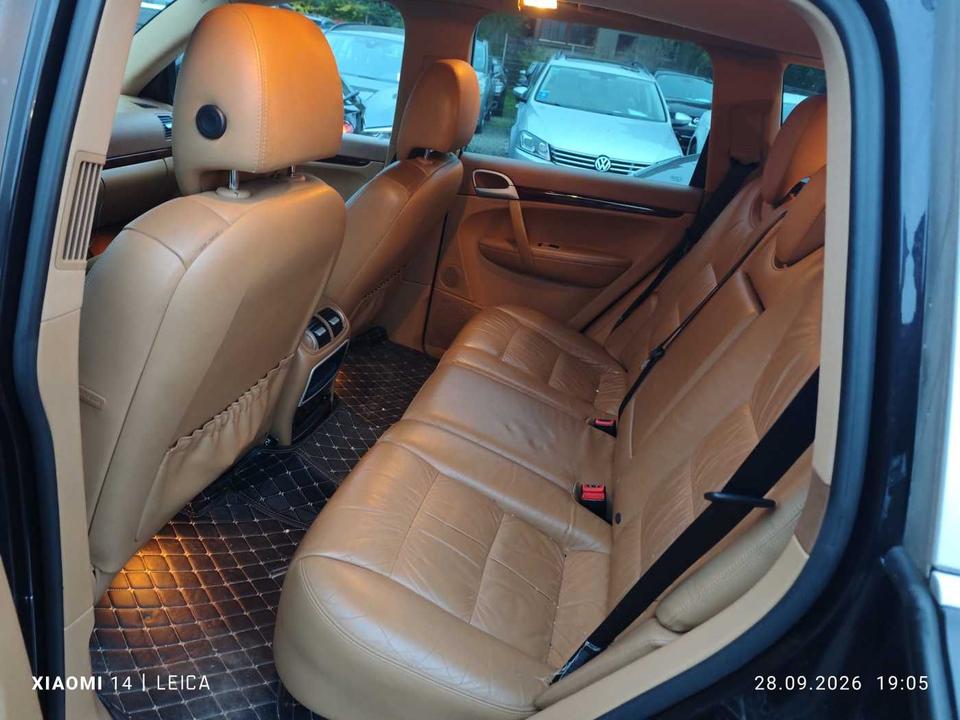 Porsche Cayenne 2006 — photo 12