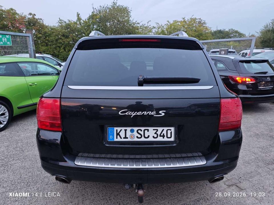 Porsche Cayenne 2006 — engine