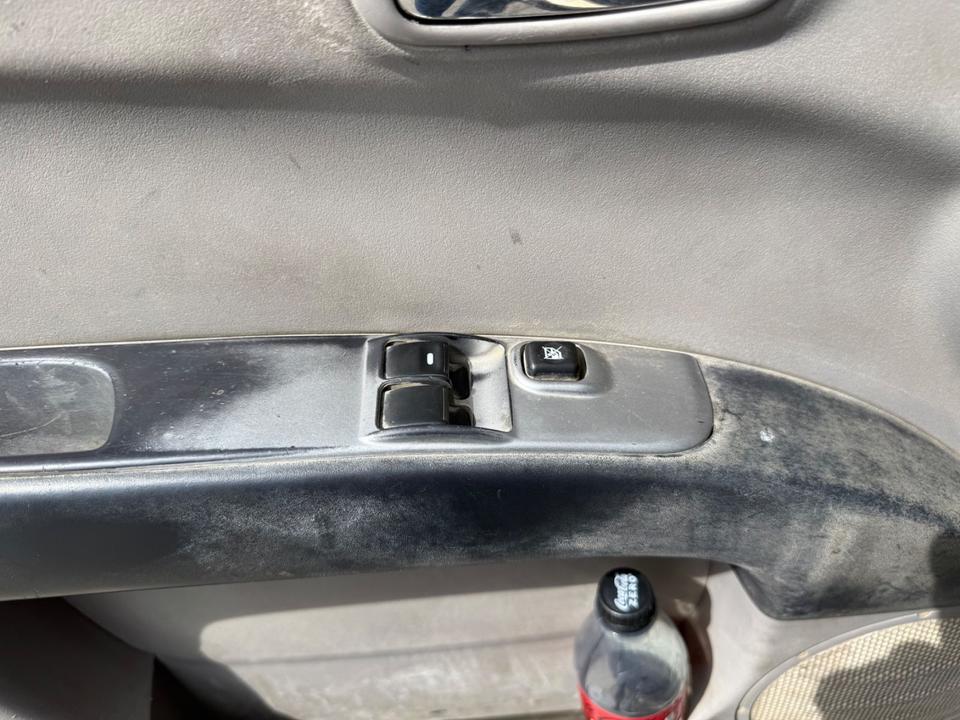 Mitsubishi L200 2006 — photo 11