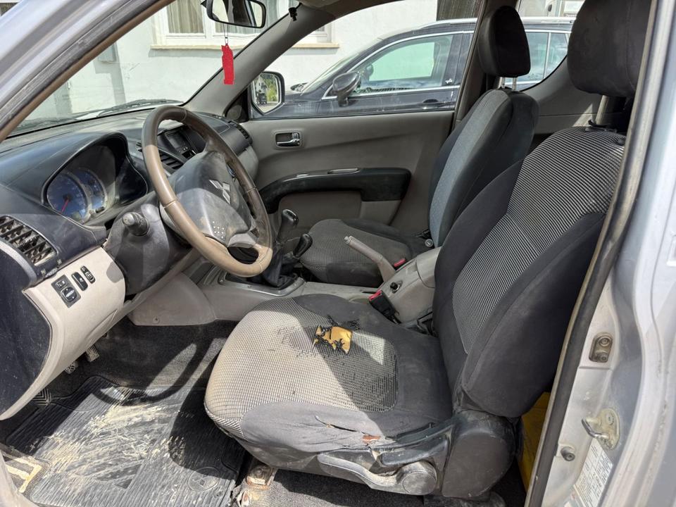 Mitsubishi L200 2006 — photo 6