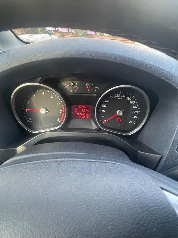 Ford S-Max 2009 — photo 12
