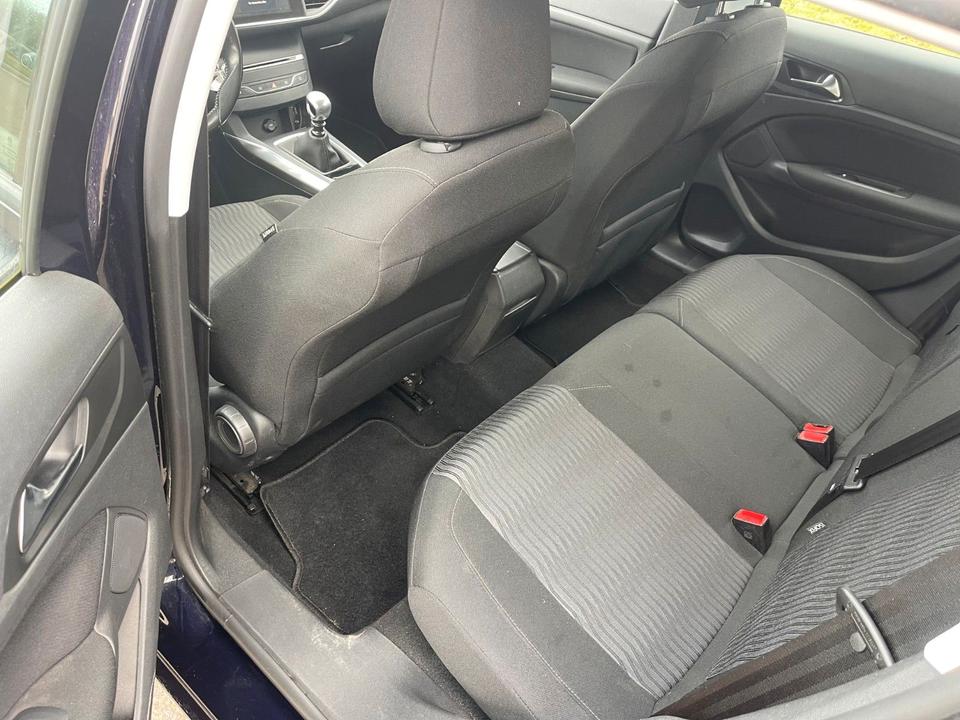 Peugeot 308 2014 — photo 13