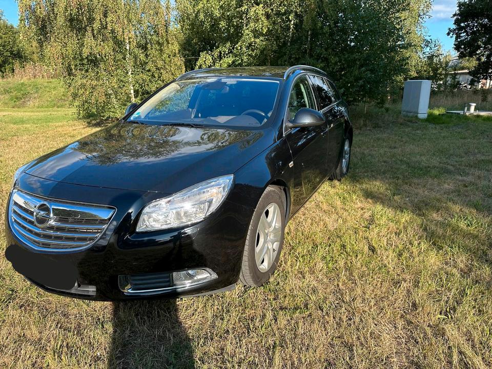 Opel Insignia 2011 — авто для ЗСУ з Європи