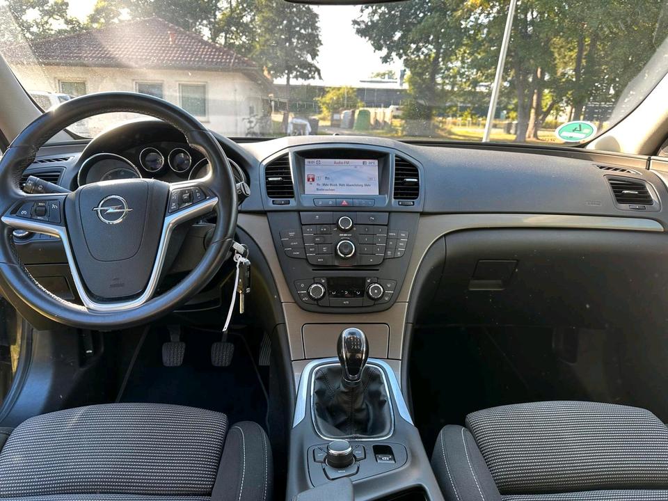 Opel Insignia 2011 — photo 6