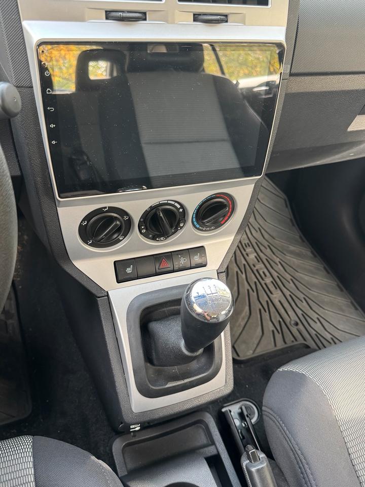 Dodge Caliber 2009 — photo 13