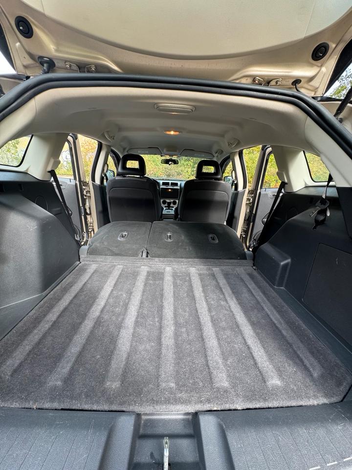 Dodge Caliber 2009 — photo 14