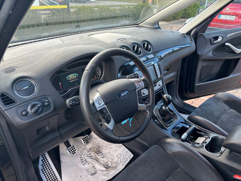 Ford S-Max 2008 — photo 16