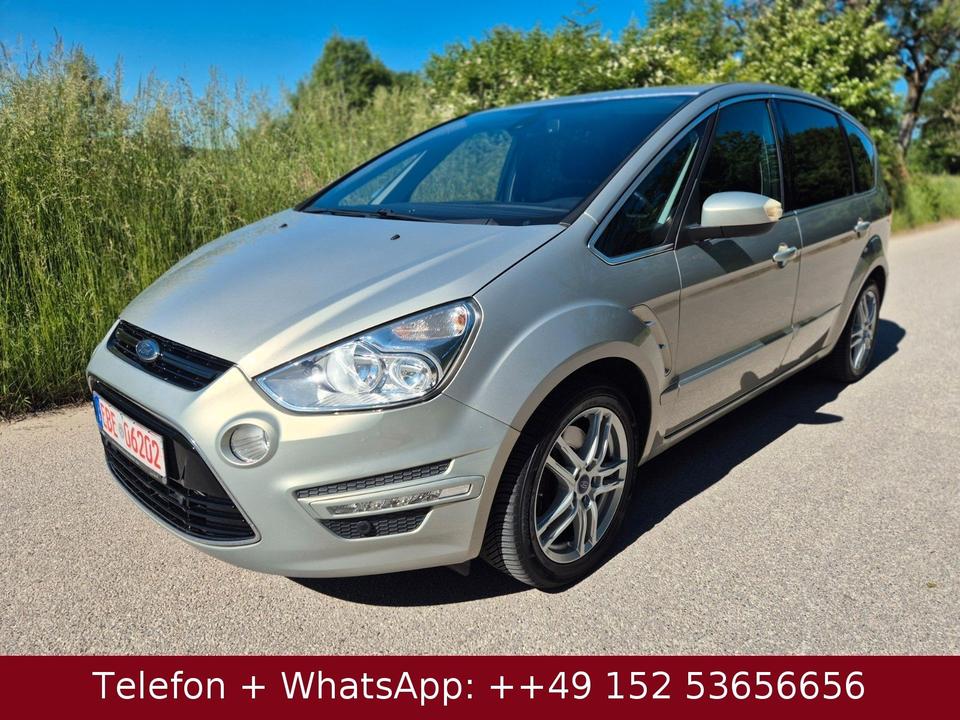Ford S-Max 2010 — вигляд ззаду