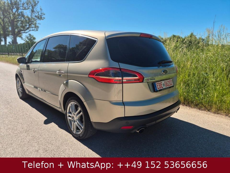 Ford S-Max 2010 — салон