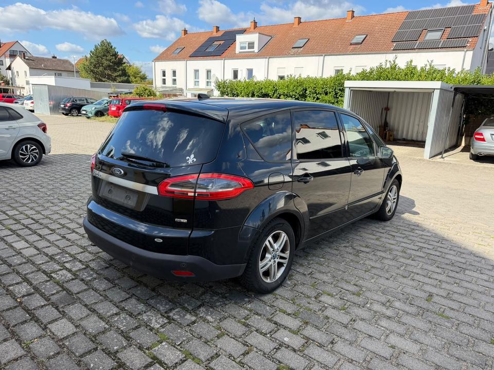 Ford S-Max 2011 — photo 5