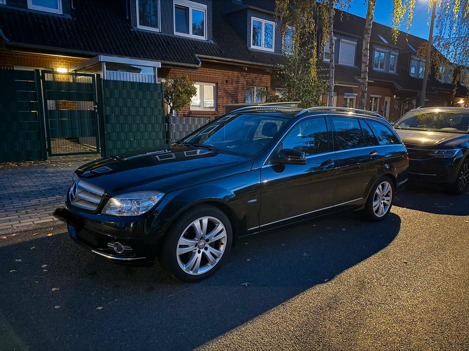 Mercedes Benz C 180 2009 — rear view