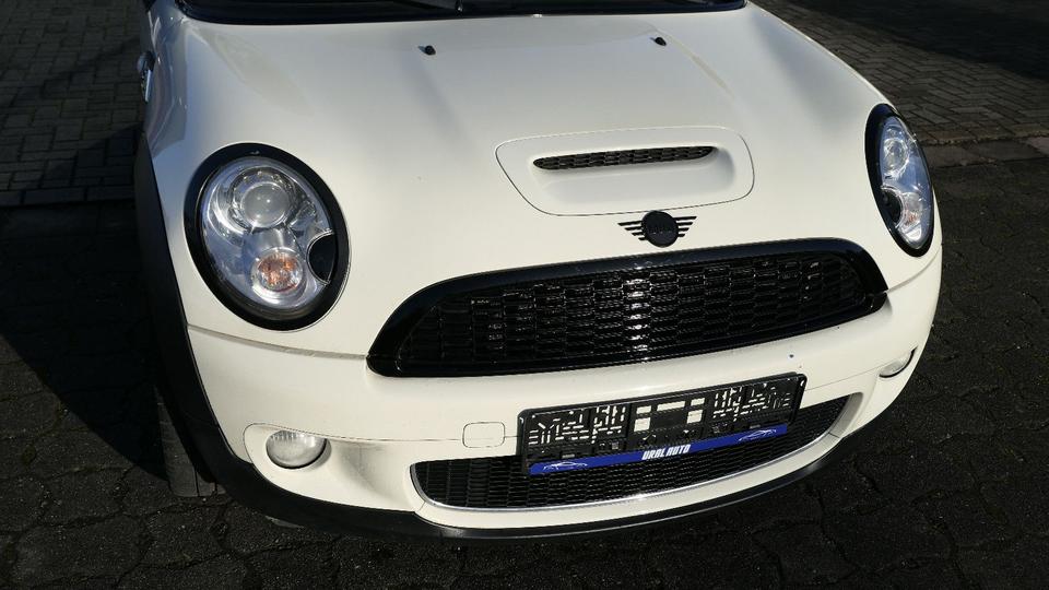 Mini Cooper S 2010 — photo 9
