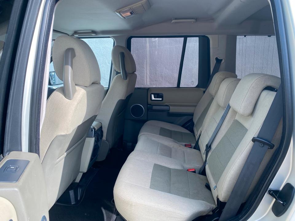 Land Rover Discovery 2006 — photo 17
