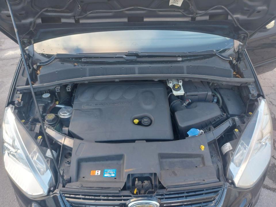 Ford S-Max 2010 — photo 16