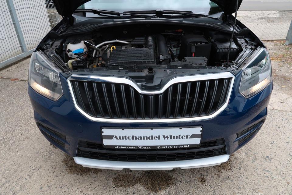 Skoda Yeti 2015 — салон