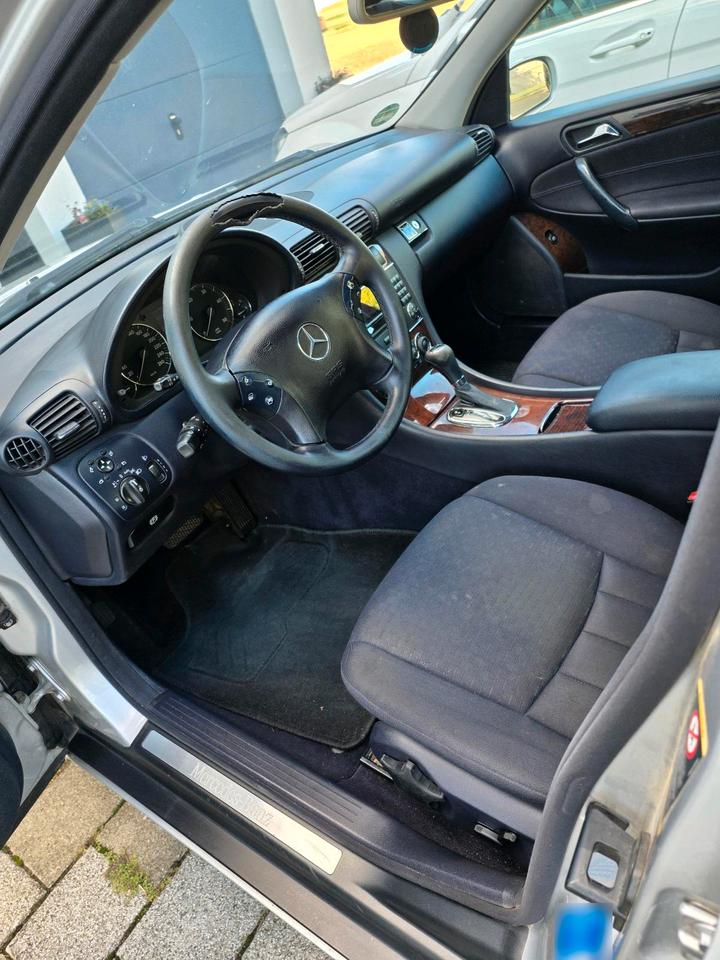 Mercedes Benz Weitere Mercedes Benz 2005 — photo 16