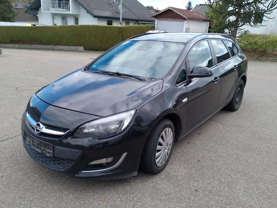 Opel Astra, 2012