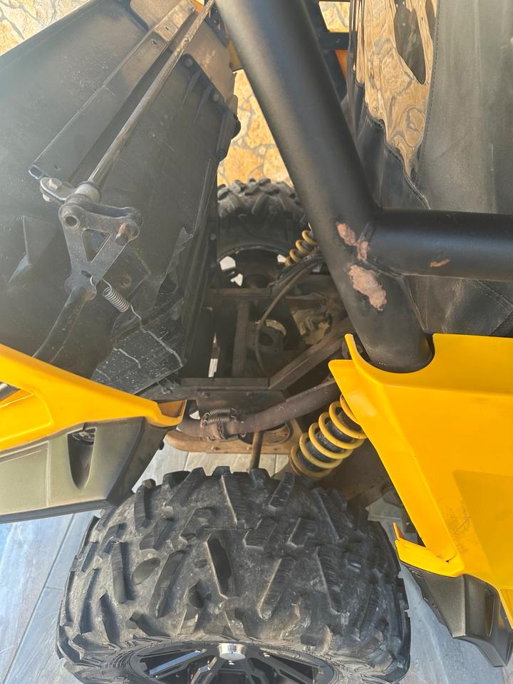Weitere Motorräder UTV Commander Can am 2011 — photo 5