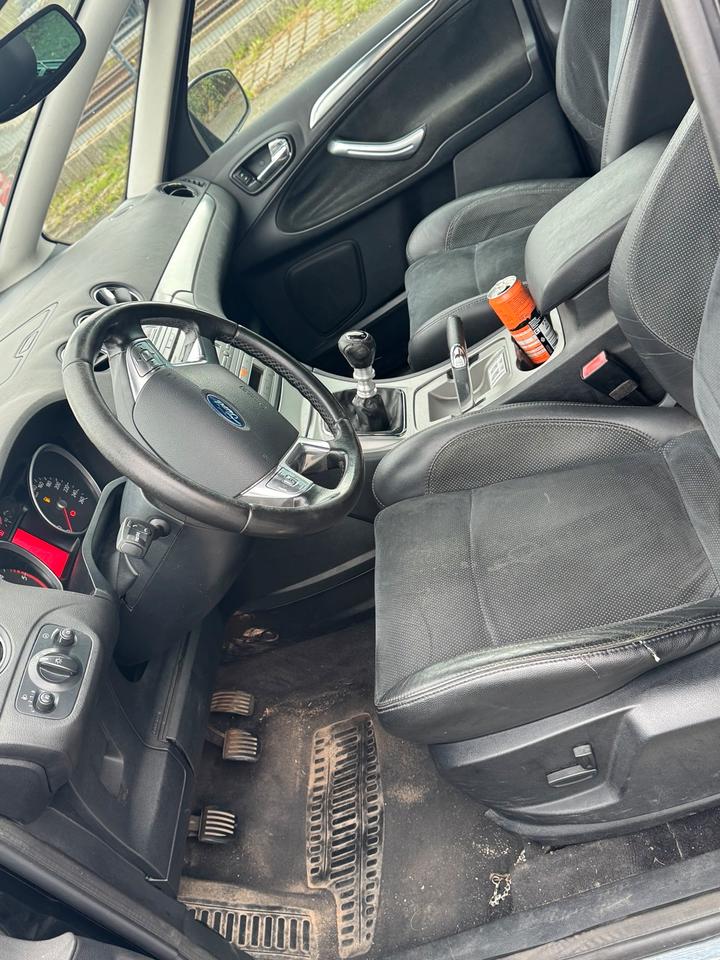 Ford S-Max 2007 — салон