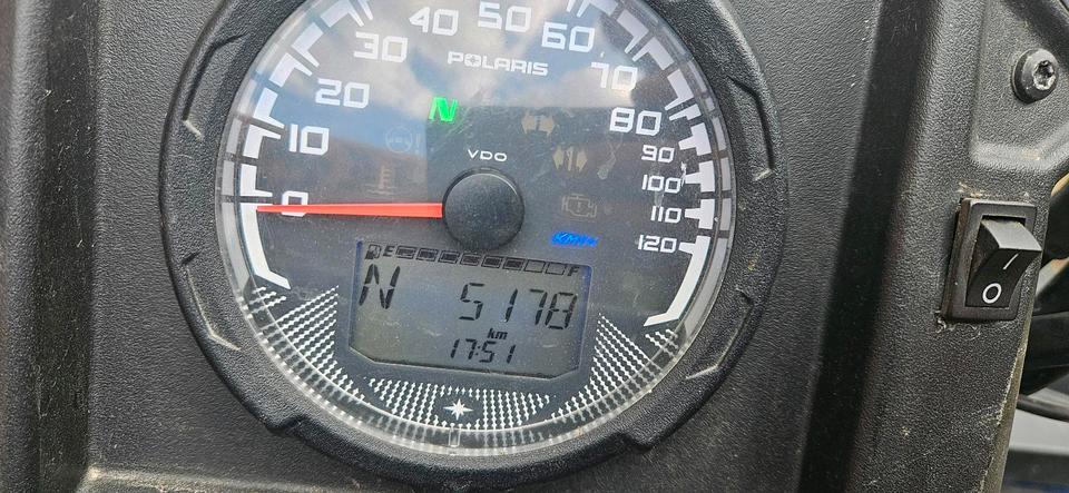 Weitere Motorräder Polaris Sportsman 850 LOF 2015 — photo 9