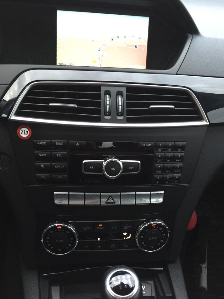 Mercedes Benz C 200 2012 — photo 5