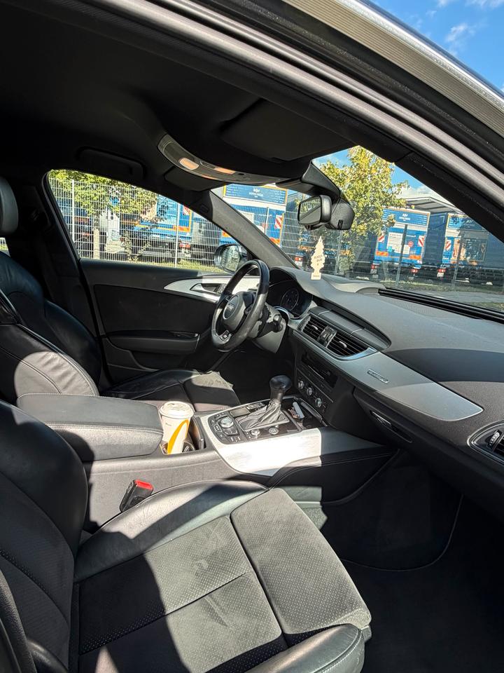 Audi A6 2011 — photo 10