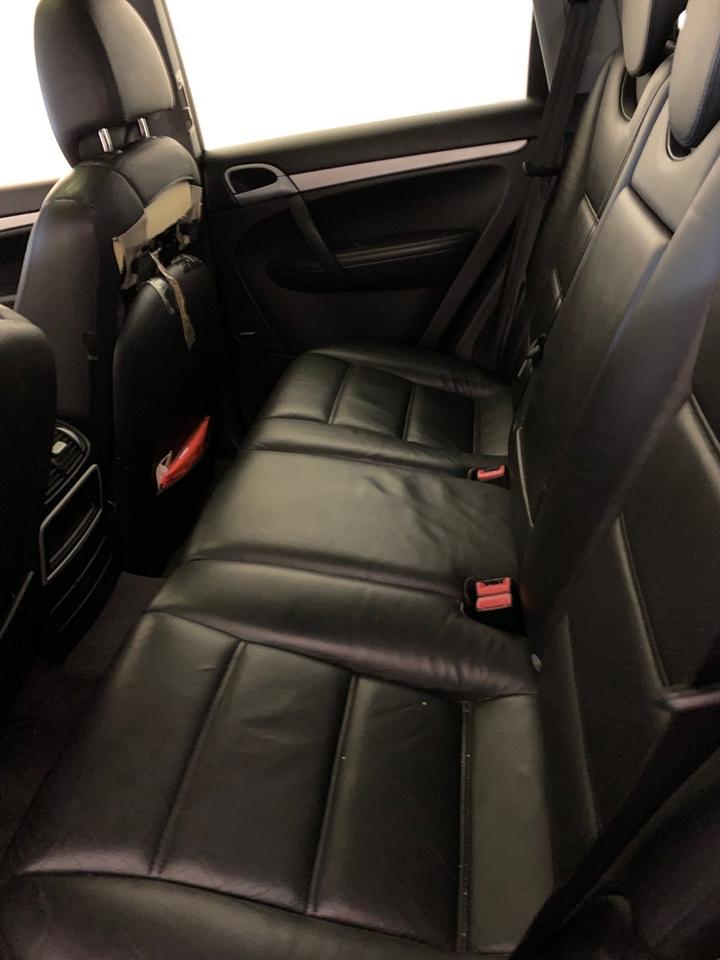 Porsche Cayenne 2004 — photo 7