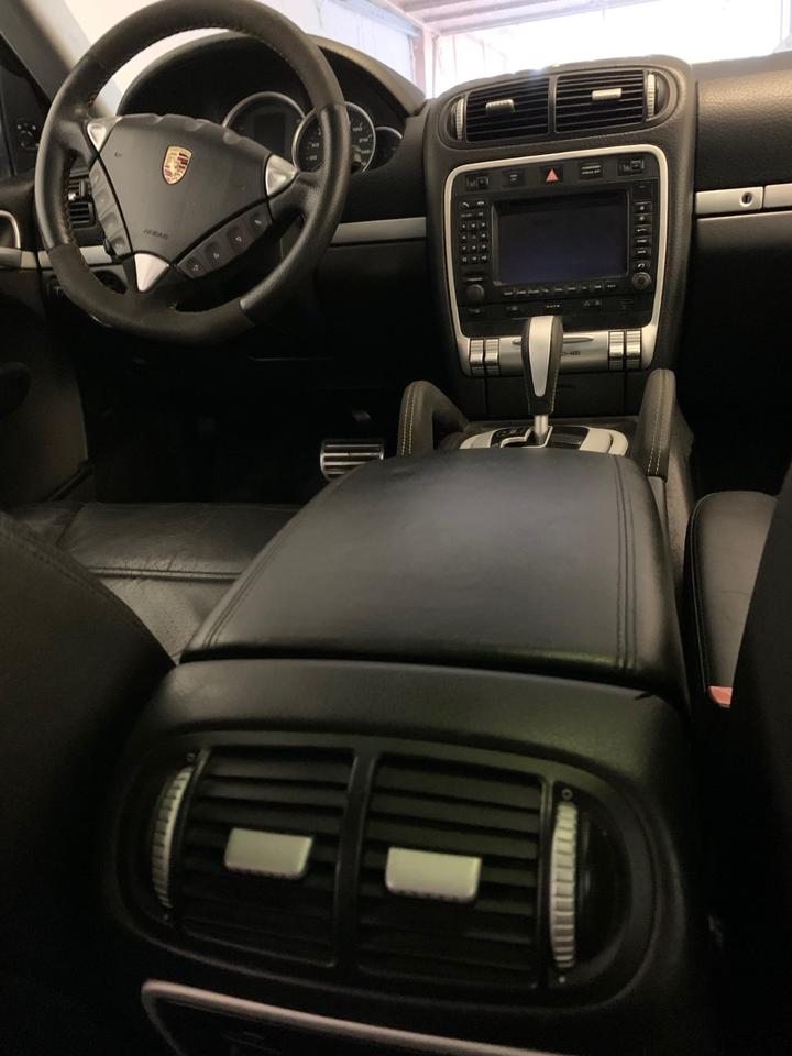 Porsche Cayenne 2004 — photo 8