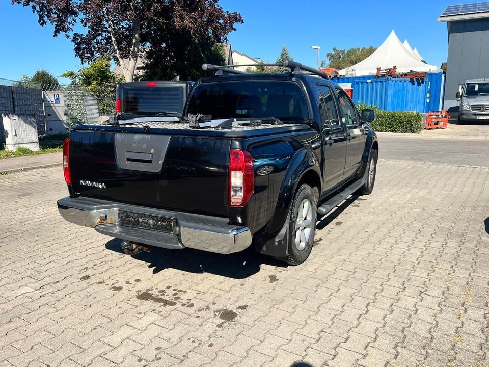 Nissan Navara 2011 — photo 5