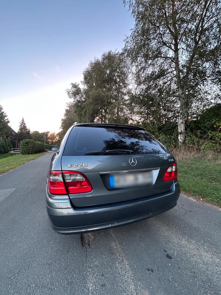 Mercedes Benz E 220 2007 — photo 8