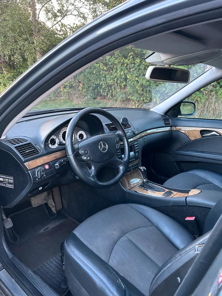 Mercedes Benz E 220 2007 — photo 9