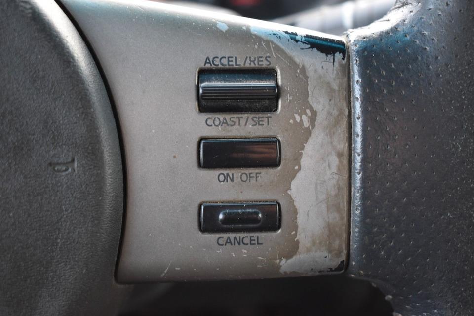 Nissan Navara 2007 — photo 16