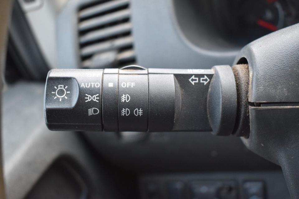 Nissan Navara 2007 — photo 21