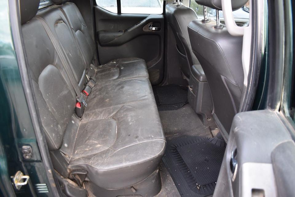 Nissan Navara 2007 — photo 22