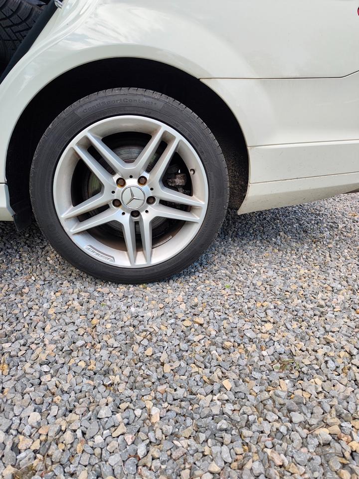 Mercedes Benz C 220 2010 — photo 14