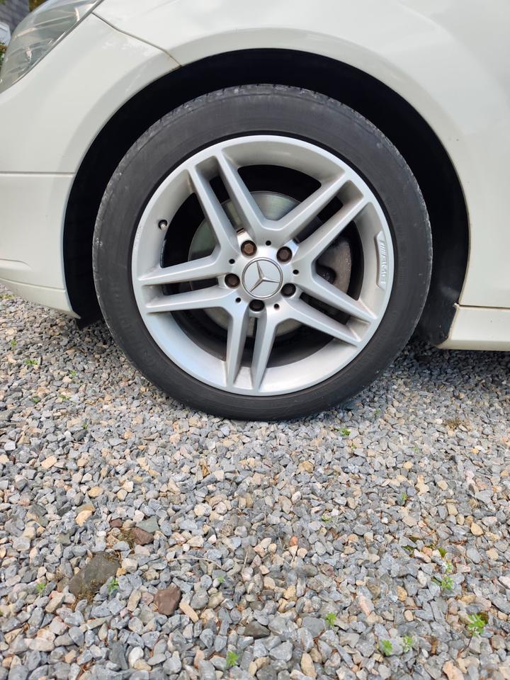 Mercedes Benz C 220 2010 — photo 17