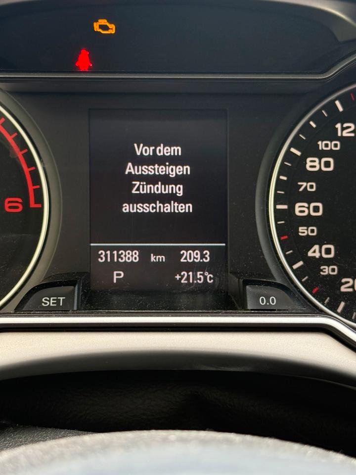 Audi A4 2013 — фото 15