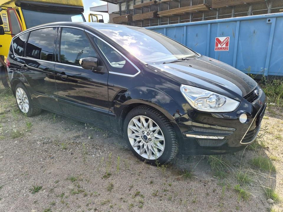 Ford S-Max 2013 — interior